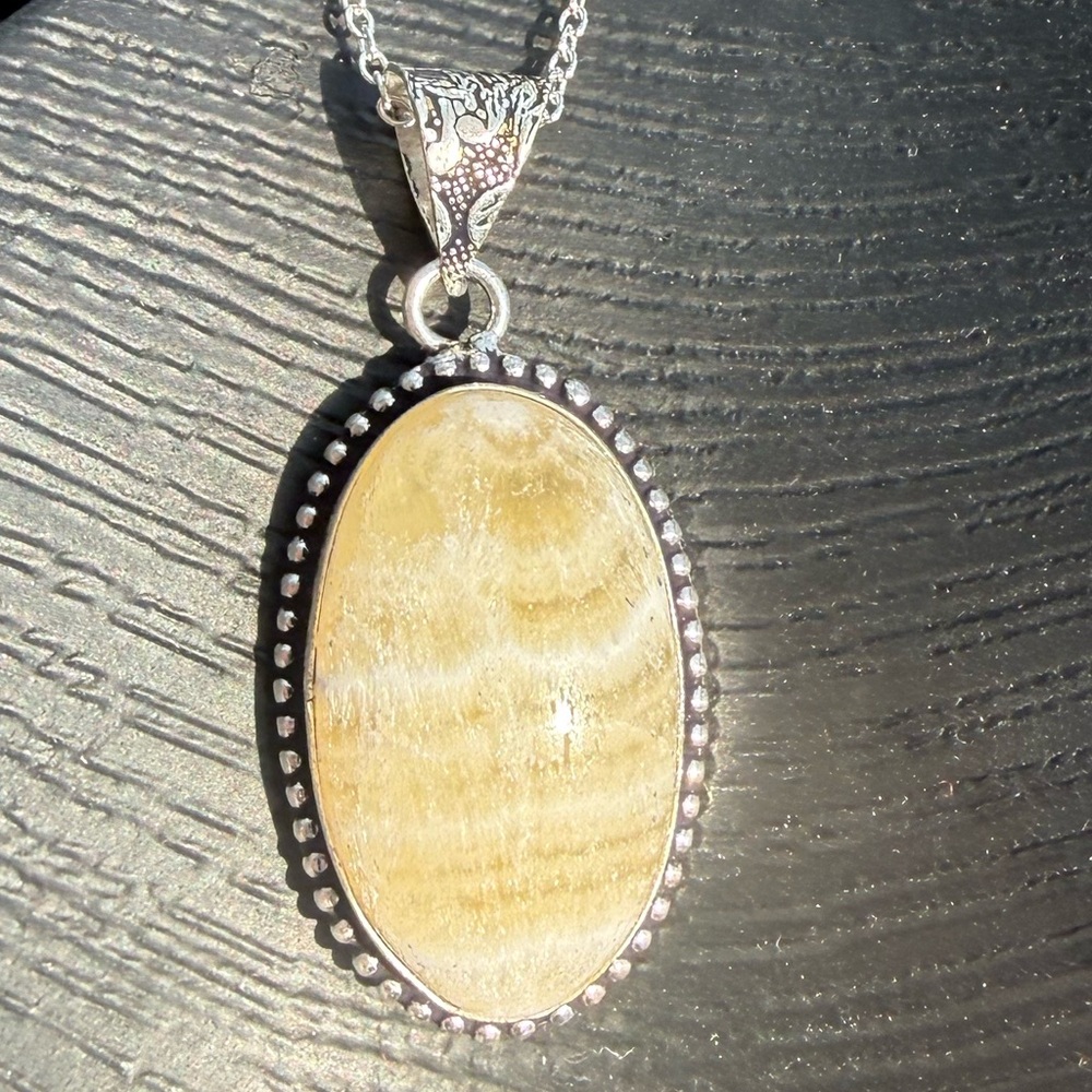 Silver Yellow Lace Agate Pendant Necklace